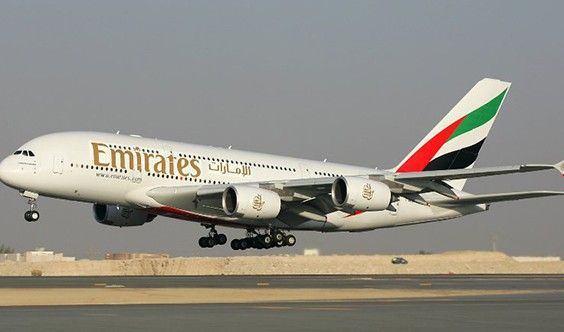 <p>İngilizcede akıcılık (yazılı ve sözlü)<br />
Emirates kabin görevlisi üniforması içindeyken görünür dövmeler olmayacak<br />
Sağlıklı bir Vücut Kitle İndeksi (BMI) </p>