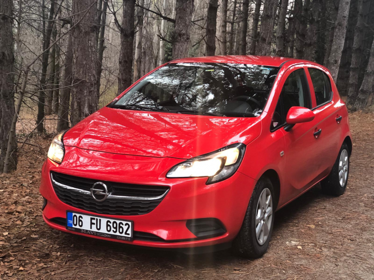 <p>Opel Corsa 1.2 Benzinli MT-5 70 HP Essentia<br />
<br />
Fiyatı: 83.400</p>