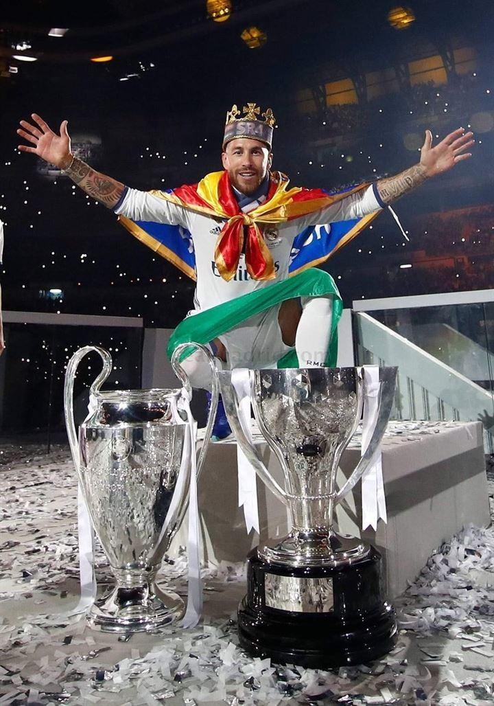 <p><span style="color:#FFD700">Sağ bek:</span> <strong>Sergio Ramos</strong></p>
