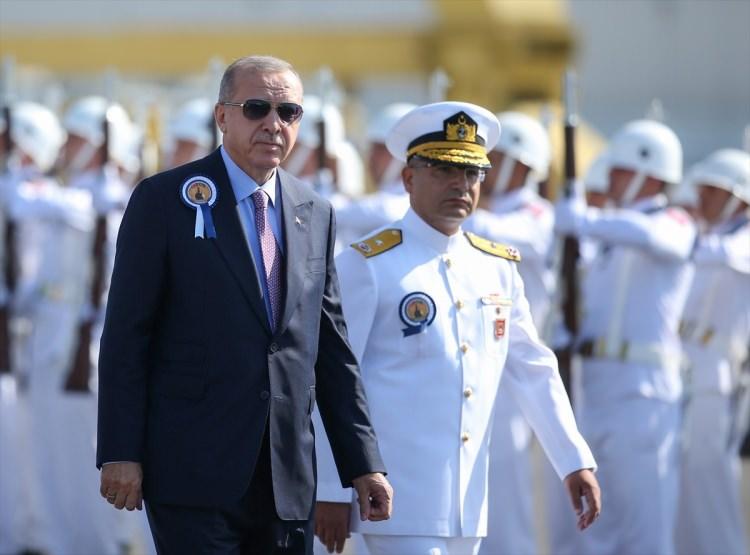 <p>Cumhurbaşkanı Recep Tayyip Erdoğan, MİLGEM Projesi kapsamında üretilen 4'üncü ve son Ada sınıfı korvet gemisi olan TCG Kınalıada'nın (F-514), Deniz Kuvvetleri Komutanlığı'na teslim törenine katıldı.</p>

