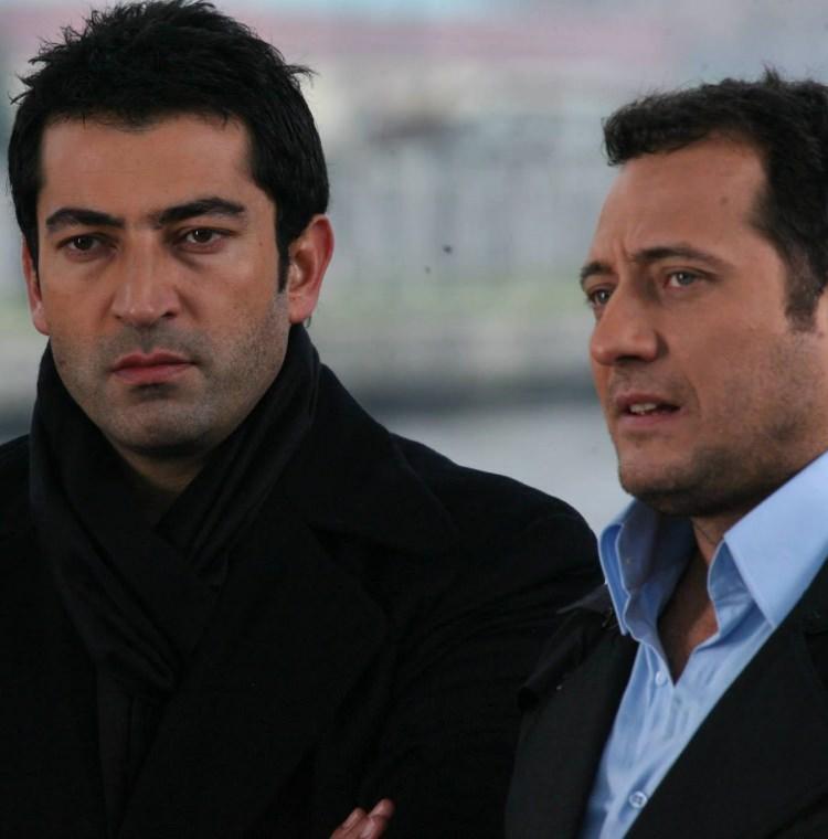 <p>Ezel, unutulmaz diziler arasına girmeyi başardı. </p>
