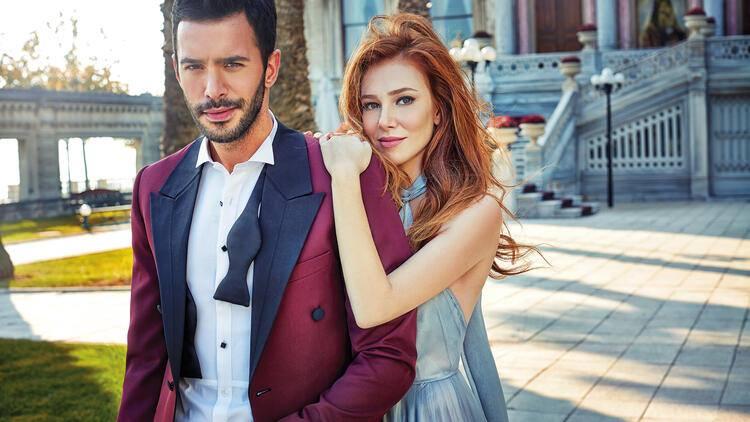 <p>Spor ile yakından ilgilenen oyuncu Ayla Algan ile tanıştıktan sonra oyunculuğa yönelir. İlk profesyonel oyunculuğunu ise Sadri Alışık Tiyatrosu'nda kazanır. İlk olarak TRT 1 dizisi olan Küçük Hanımefendi'de rol alır. Daha sonra Dinle Sevgili ve Pis Yedili gençl,k dizilerinde rol aldıktan sonra 2015 yılında Elçin Sangu ile başrollerini paylaştığı Kiralık Aşk dizisiyle ciddi bir hayran kitlesi elde etti. </p>