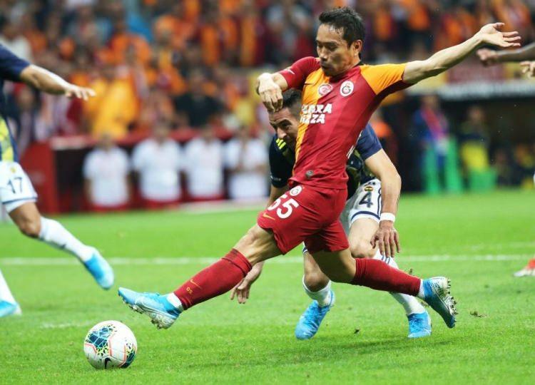 <p>Galatasaray, iç sahadaki yenilmezlik serisini 39 maça çıkardı.</p>
