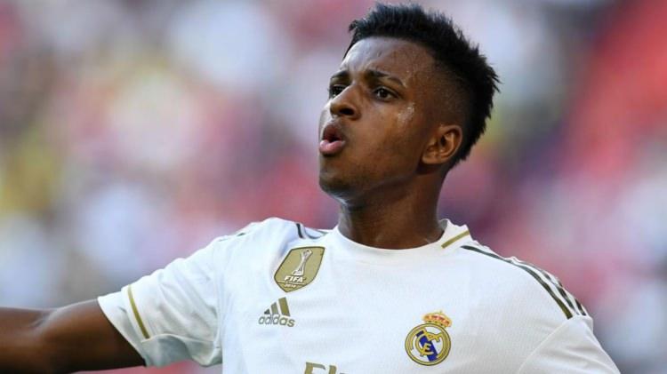 <p><strong>RODRYGO</strong></p>
