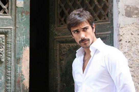<p>2012 yılında 1453 Fetih'te Ulubatlı Hasan'ı oynayan oyuncuya film teklifleri de yağmaya başladı. </p>