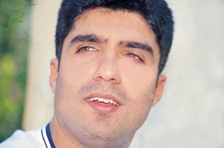 <p>1992 yılında Yine Ağlattın Beni isimli albümünü piyasaya çıkaran Özcan Deniz, 993 yılında yaptığı Meleğim adlı albüm ile kendini tanıtmıştır.</p>
