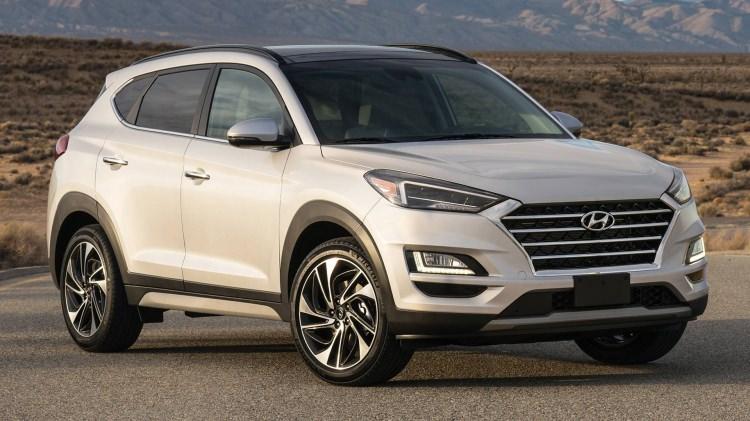 <p>Hyundai Tucson</p>

<p><strong>3.534</strong></p>

