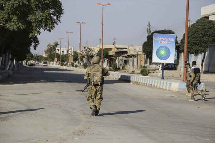 <p>9 Ekim'de başlayan harekatta şu ana kadar toplam 1 ilçe merkezi, 1 belde ve 56 köy YPG/PKK'dan ele geçirilmiş oldu.</p>

<p> </p>
