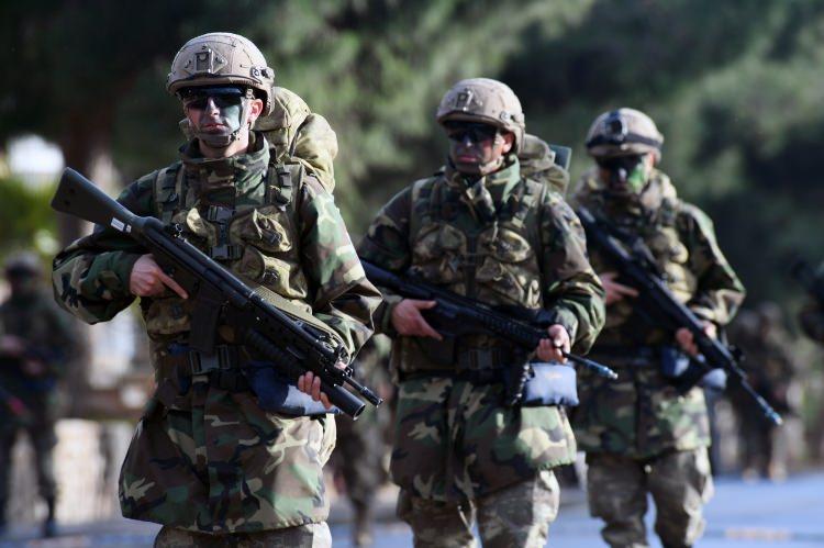 <p>Türkiye'nin Suriye'nin kuzeyinde yer alan terör yuvalarını kurutmak için başlatığı Barış Pınarı harekatı terörden beslenen ve terör sevici batı dünyasını rahatsız etti. </p>