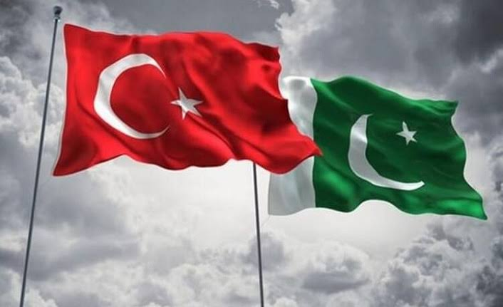 <p><strong>Pakistan:</strong> Pakistan Dışişleri Bakanlığı Sözcüsü Muhammed Faysal, "Türkiye'nin bölgedeki meşru güvenlik kaygılarını anlıyoruz. Türkiye de Pakistan gibi terör kurbanı olmuş ülkelerdendir" dedi.</p>