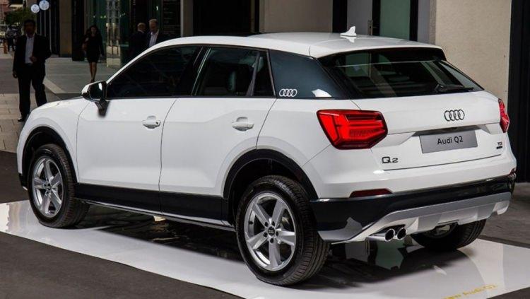 <p>Audi Q2</p>

<p><strong>633</strong></p>
