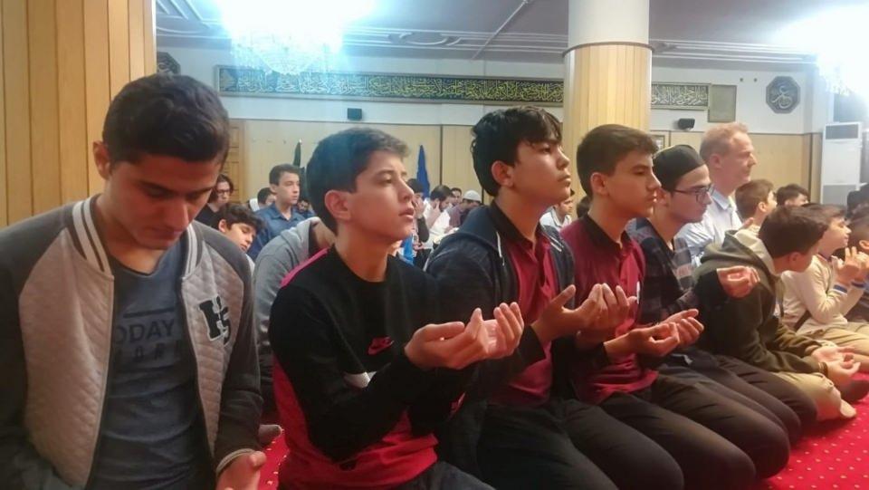 <p>İZMİR</p>
