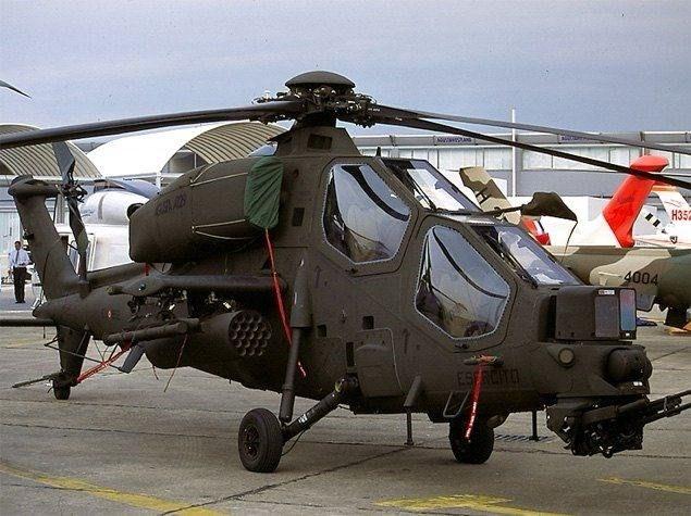 <p>T-129 ATAK, 5 palli ana rotor, güçlü motoru, yeni nesil hedef tespit sistemi, entegre kask sistemi, etkin ve özgün silah teknolojisi, sayısal kokpit mimarisi, görev bilgisayarları ile gelişmiş uçuş ve atış kontrol istemleriyle öne çıkıyor.</p>

<p> </p>
