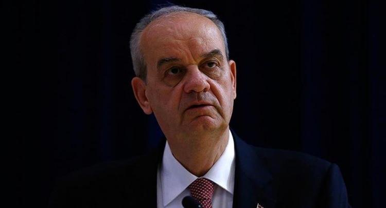 <p>İlker Başbuğ, ise "Türk Silahlı Kuvvetleri Barış Pınarı Harekatı’nın icrasına başladı. Türk Milleti ordusunun arkasındadır.  Ordumuza güveniyoruz ve başarılar diliyoruz." dedi.</p>
