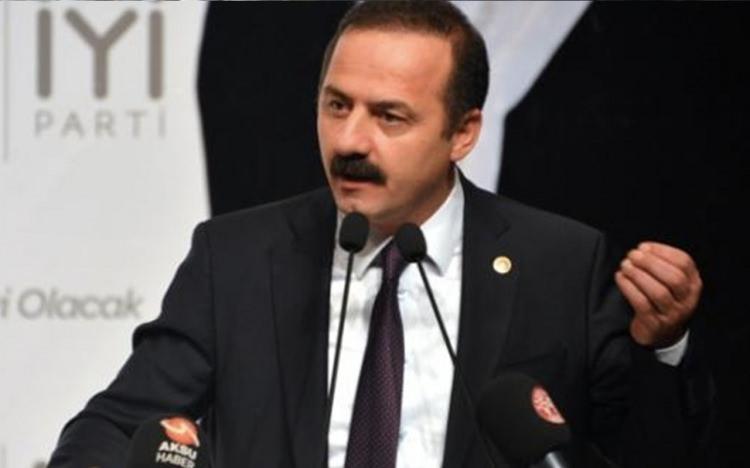 <p>İyi Parti Sözcüsü Yavuz Ağıralioğlu ise "Devlet, silah gömmez. Devlet, eline silah alanı silahıyla beraber gömer."  Dualarımız Kahraman Mehmetçiğimiz ile... Allah, evlatlarımızı korusun, ordumuzu muzaffer eylesin." dedi.</p>
