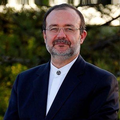 <p>Diyanet İşleri eski Başkanı Mehmet Görmez ise "Rabbim, ismini sevgili Peygamberimizden alan Mehmetçiğimize, ümmet coğrafyasını kuşatan kötülükleri ortadan kaldırmayı nasip eyle. Allahım,Barış Pınarı Harekatı’nı, bir tek masumun burnu kanamadan muvaffakiyetle sonuçlandır ve mazlumun duasına mazhar olan askerimizi muzaffer eyle." paylaşımı yaptı.</p>
