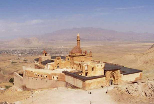 <p>AĞRI<br />
<br />
547.210 kişi</p>
