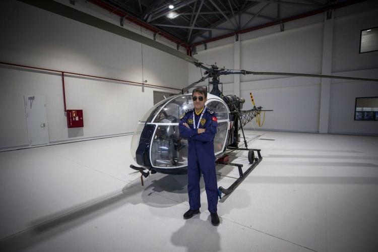 <p>Bunlar sadece pilot olmakla kalmadılar aynı zamanda ihtisas kurslarını da tamamladılar. Bir kısmı Skorsky S70 Black Hawk helikopterlerde ve uçurduğumuz uçaklarda birinci pilot oldu. </p>