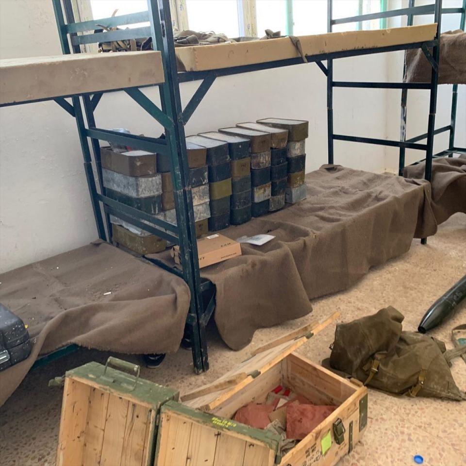 <p>DEAŞ tehdidini fırsata çevirmek isteyen YPG/PKK'nın hedef seçtiği Tel Abyad, ABD'nin verdiği yoğun destekle bir yıl sonra bu terör örgütünün işgaline girmişti.</p>
<p> </p>