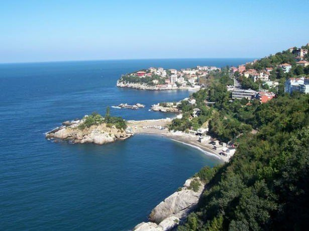<p><strong>ZONGULDAK</strong><br />
<br />
595.907 kişi</p>
