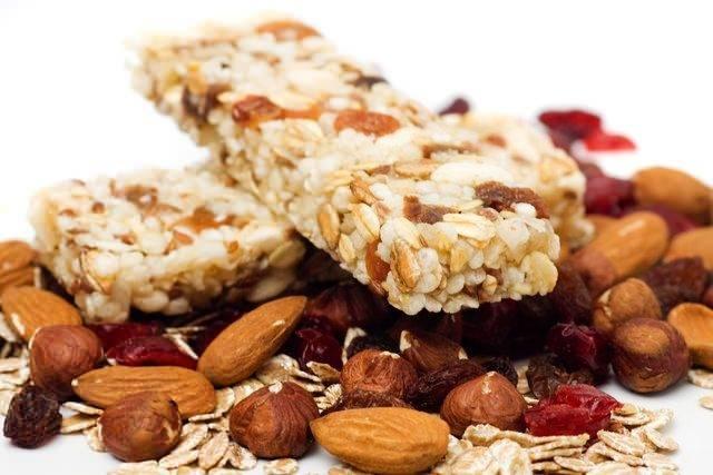 <p>Granola barı</p>

<p> </p>
