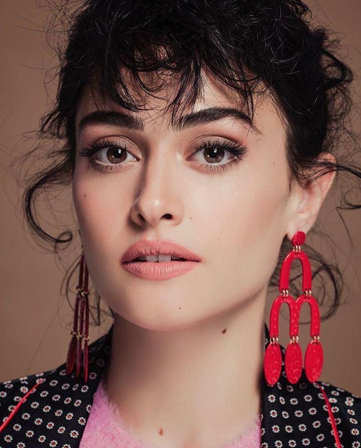 <p>Esra Bilgiç</p>
