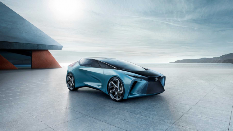 <p><strong>Sıra dışı tasarımıyla Lexus LF-30 Tokyo'da</strong></p>
<p>2019 Tokyo Otomobil Fuarı tüm hızıyla devam ediyor. Lexus, 2019 Tokyo Motor Show'da yeni konsept otomobili LF-30'u tanıttı. 2030 yılı için öngörülen LF-30, özellikleriyle adeta gelecekten gelmiş gibi. </p>
<p> </p>