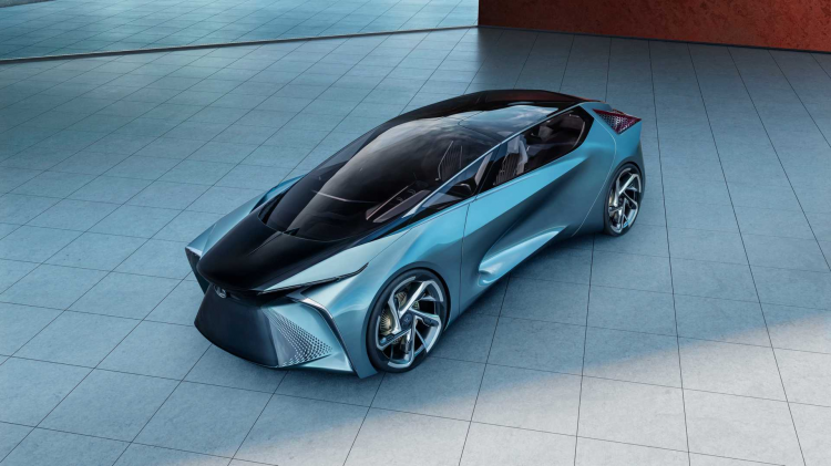 <p>Lexus LF-30 sadece tasarımı ile değil teknolojisi ile de dikkat çekiyor.</p>