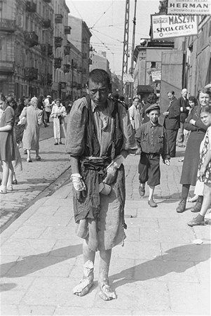 <p>Fotoğrafçı Willy Georg'un Varşova gettosundan bir fotoğraf...</p>
<p> </p>