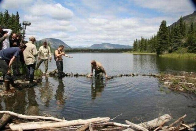 <p>Grylls bu zamana kadar izleyicileri kandırdı mı? G&ouml;r&uuml;nce &ccedil;ok şaşıracaksınız...</p>

<p>&nbsp;</p>

<p>İşte o g&ouml;r&uuml;nt&uuml;ler...</p>
