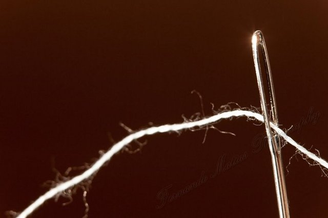 <p>İğne deliği</p>

<p>&nbsp;</p>
