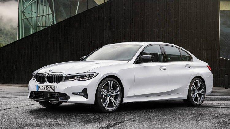 <p>2 bin 716 BMW 3 Serisi</p>