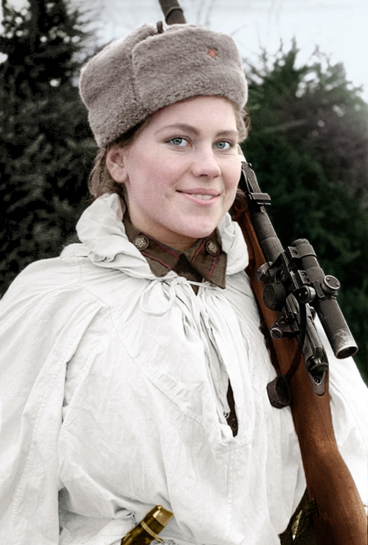 <p>Sovyet ordusunun en iyi keskin nişancılarından biri olan Roza Georgiyevna Shanina (1943)</p>

<p> </p>
