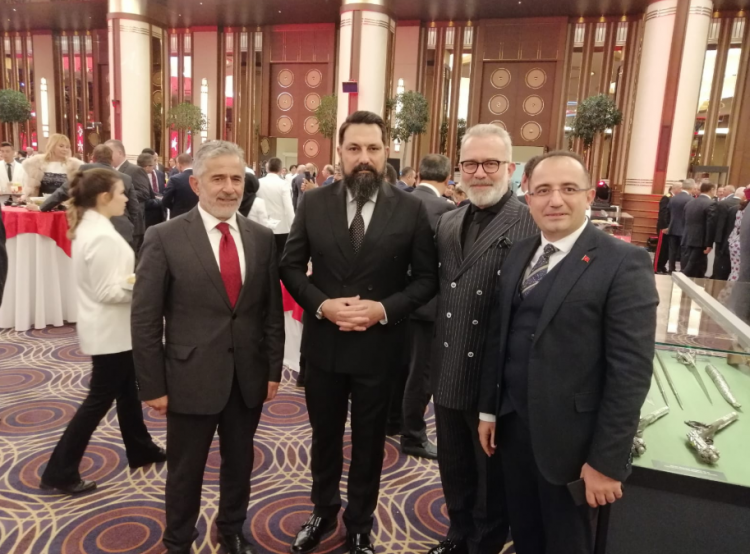 <p>Haber 7 Genel Yayın Yönetmeni Osman Ateşli, Bülent İnal, Bahadır Yenişehirlioğlu ve Ekrem Kızıltaş</p>
