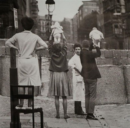 <p>1961'de Berlin...</p>

<p> </p>
