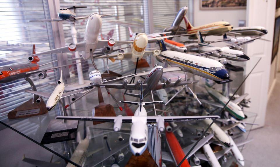 <p>1993 yılında, Air France hava yollarına da gidip uçağın fotoğrafı olup olmadığını sordum, onların da hoşuna gitmişti ve hediye etmişlerdi. Ondan sonra model uçak biriktirmeye başladım."</p>
