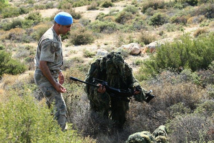 <p><strong>"Bora-12 gayet başarılı bir silah"</strong></p>

<p>Katarlı Özel Harekat Polisi Hamed Abdullah ise iki ülke arasındaki ilişkilerin çok iyi olduğunu dile getirerek, bundan dolayı Türkiye'yi tercih ettiklerini söyledi.</p>
