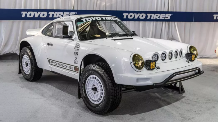 <p><strong>Russell Built Porsche 911 Baja</strong></p>