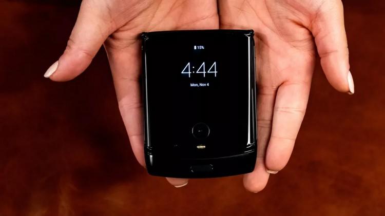 <p>İşletim Sistemi: Android 9 Pie<br />
</p>