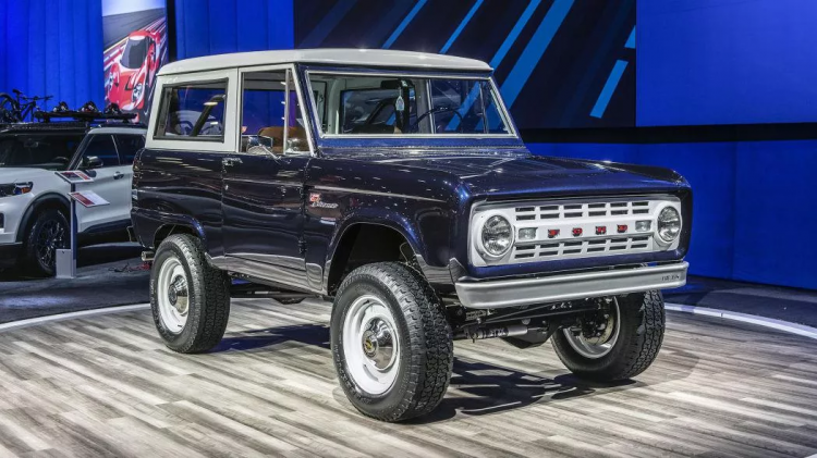 <p><strong>1968 Ford Bronco</strong></p>
