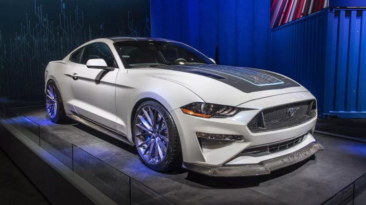 <p><strong>Ford Mustang Lityum</strong></p>
