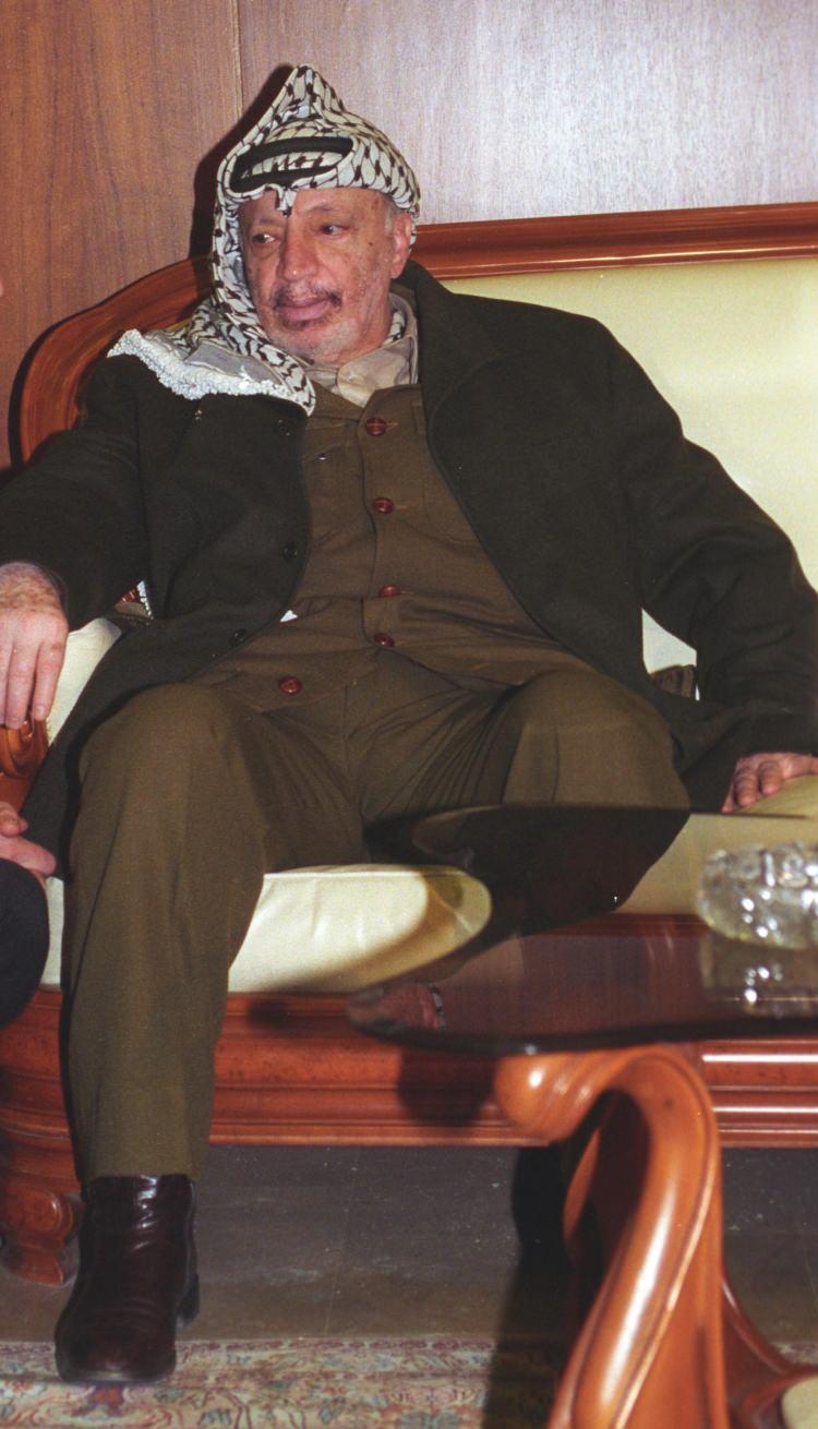 <p>5 Nisan 1999'da Filistin Devlet Başkanı Yaser Arafat, Ankara'ya geldi.</p>
