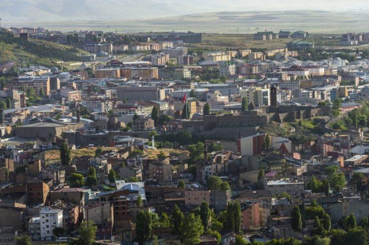 <p>Erzurum-Katılım Durumu %100 Hedeflenen Fidan: 139.000 Sahiplenilen Fidan: 139.000</p>
