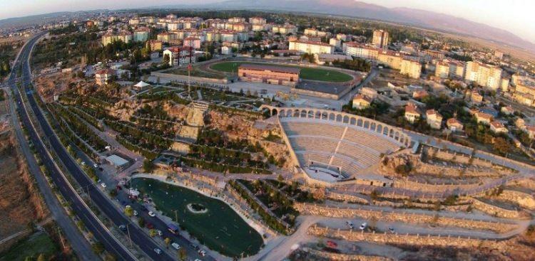 <p>Niğde-Katılım Durumu %121 Hedeflenen Fidan: 50.000 Sahiplenilen Fidan: 60.702</p>
