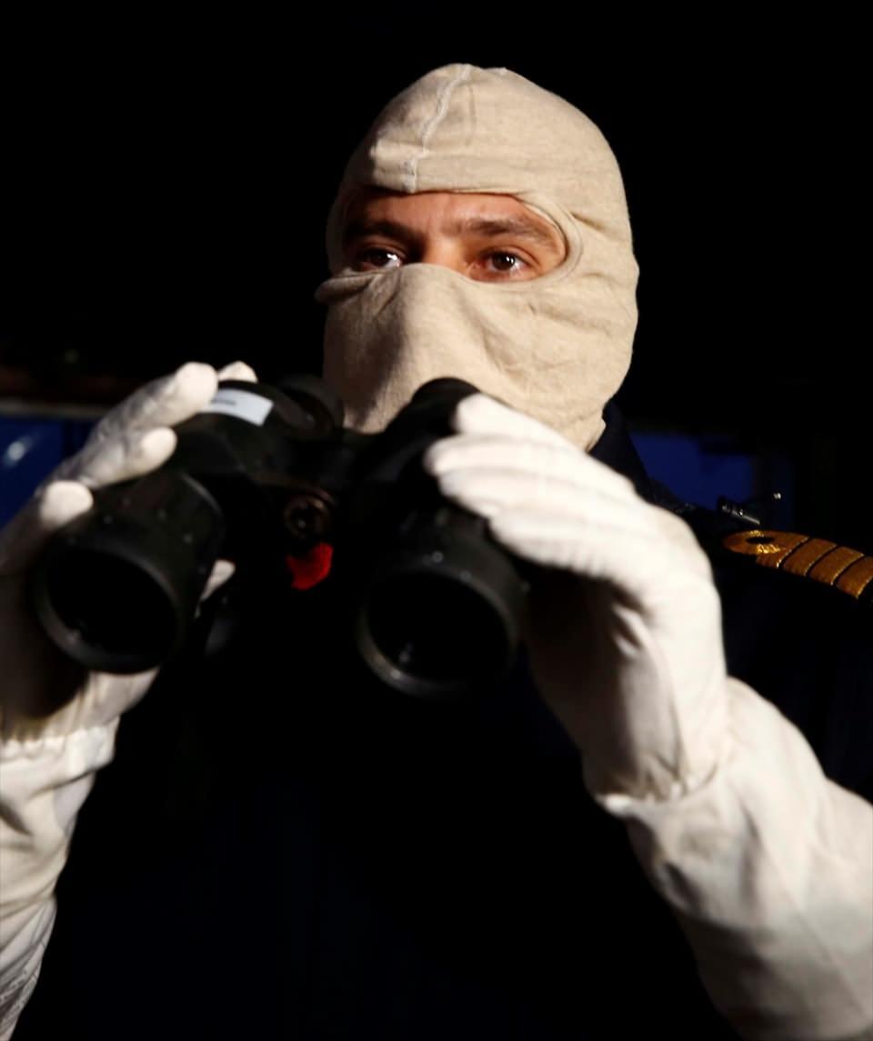 <p>2023 yılında NATO Deniz Unsur Komutanı görevini devralması planlanan Türk donanmasının eğitim ve kabiliyetlerinin denenmesi de tatbikatta hedeflenen amaçlar içerisinde. Tatbikata Türk Silahlı Kuvvetleri başta Deniz Kuvvetleri Komutanlığı olmak üzere tüm birimleriyle katılıyor. Bölgedeki harbe hazır en güçlü kuvvet olan Türk Deniz Kuvvetleri, Doğu Akdeniz-2019 Davet Tatbikatı’na savaş gemilerinin yanı sıra deniz karakol uçakları, insansız hava araçları ve SAT-SAS timleriyle katılıyor.</p>

<p> </p>
