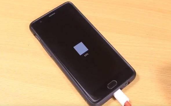 <p>Ve telefonumuzu şarj etmeye başladı bile!</p>