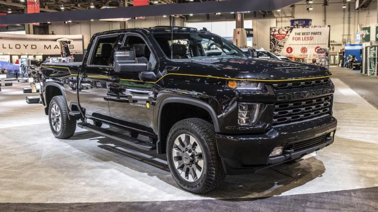 <p><strong>2021 Chevrolet Silverado HD Carhartt</strong></p>