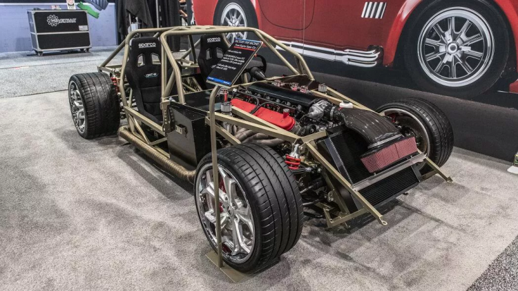 <p><strong>Factory Five Romulan V12 Supercar</strong></p>