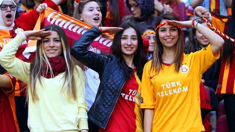 <p>Kadınlarda ise Galatasaray yüzde 22 ile birinci sırada yer alırken</p>