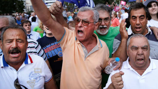 <p><strong>Yunanistan</strong></p>

<p>Kadın emekli yaşı: 62</p>

<p>Erkek emekli yaşı: 62</p>
